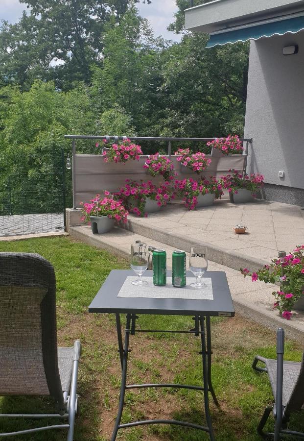 Birdsong Getaway Apartment Jurdani Екстериор снимка